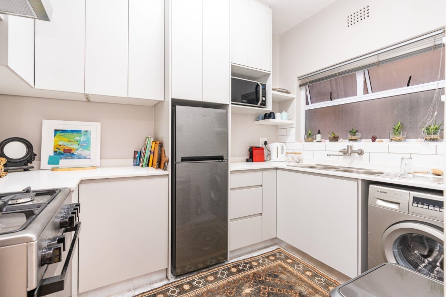 1 Bedroom Property for Sale in Gardens Western Cape